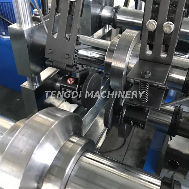 Steel Structure C Shape Cold Roll Forming Purling Machine
